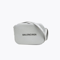 Balenciaga Everyday Camera Bag XS in Pelle in Grigio