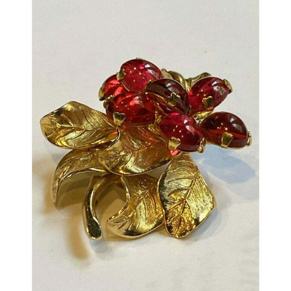 Christian Dior Brooch in Gold