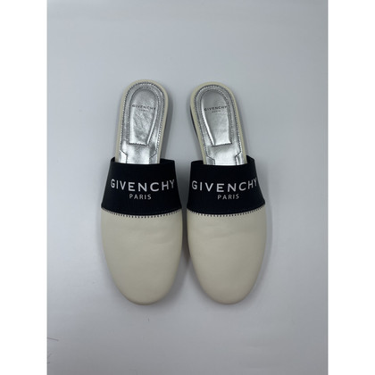 Givenchy Sandales en Cuir en Blanc