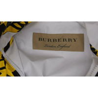 Burberry Jas/Mantel Canvas in Geel