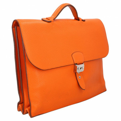 Hermès Sac A Depeches aus Leder in Orange