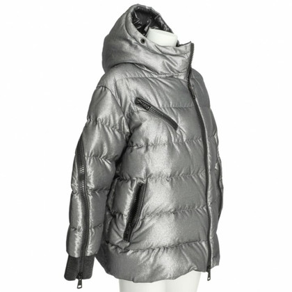 Moncler Giacca/Cappotto in Argenteo