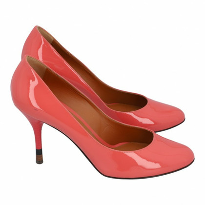 Fendi Pumps/Peeptoes Patent leather in Pink