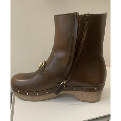 Salvatore Ferragamo Ankle boots Leather in Brown
