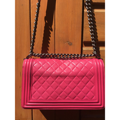 Chanel Boy Bag Leer in Roze