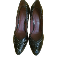 Bottega Veneta Pumps/Peeptoes aus Lackleder in Schwarz