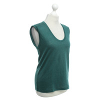 Closed Linen top in green