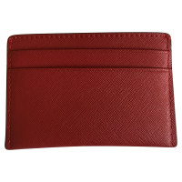 Dkny Täschchen/Portemonnaie aus Leder in Rot