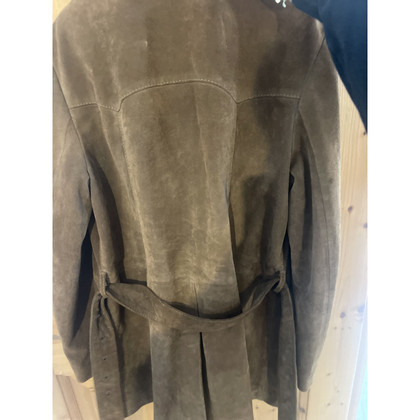 Yves Saint Laurent Jacket/Coat Suede in Brown