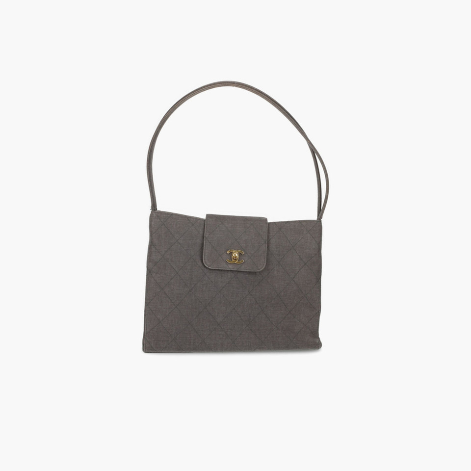 Chanel Shoulder bag in Grey