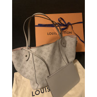 Louis Vuitton Hina MM Leather in Grey