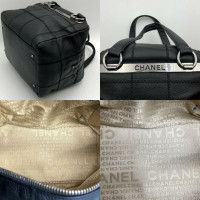 Chanel Chocolate Bar Tote Bag Leather in Black