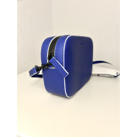 Nina Ricci Umhängetasche aus Leder in Blau