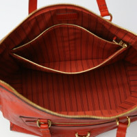 Louis Vuitton Tote bag Canvas in Red