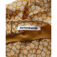 Reformation Robe en Viscose en Jaune