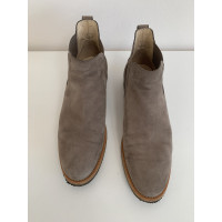 Tod's Ankle boots Suede in Taupe