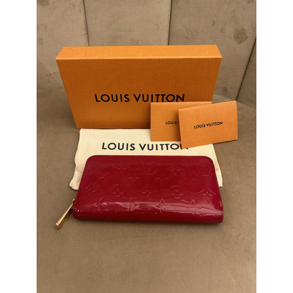 Louis Vuitton Tasje/Portemonnee Leer in Rood