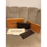 Louis Vuitton Täschchen/Portemonnaie aus Leder in Ocker