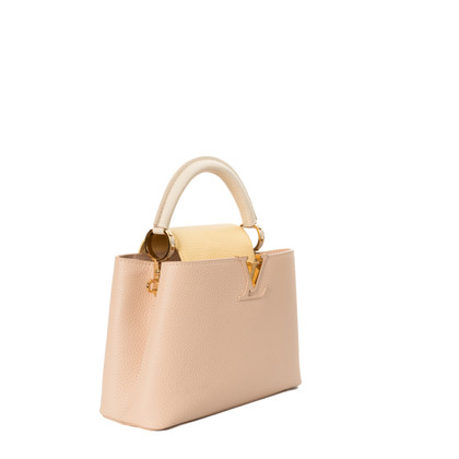 Louis Vuitton Capucines Leather in Pink
