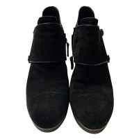 Tod's Boots Suede in Black