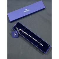 Swarovski Armreif/Armband aus Glas in Silbern
