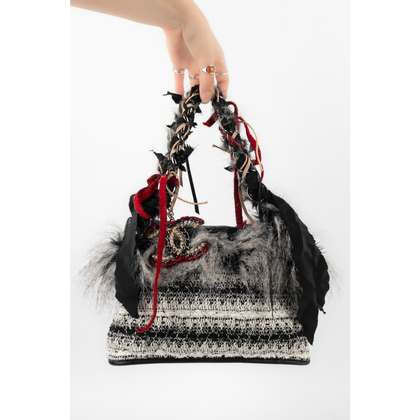 Chanel Handtasche aus Wolle in Rot