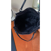 Burberry Handtasche aus Canvas in Schwarz