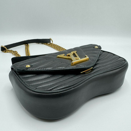 Louis Vuitton New Wave Chain Bag Leer in Zwart