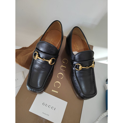 Gucci Chaussures à lacets en Cuir en Noir
