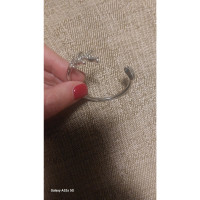 Givenchy Armreif/Armband aus Stahl in Silbern