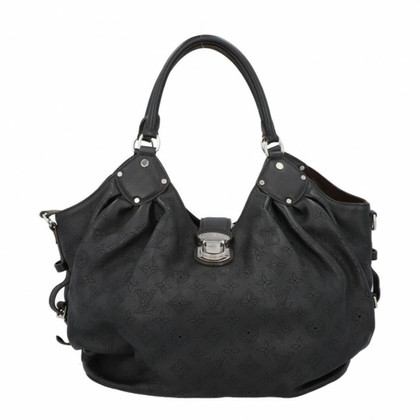 Louis Vuitton Mahina Leather in Black