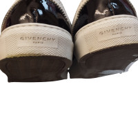 Givenchy Slipper in Schwarz/Weiß