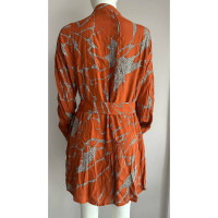 Reiss Kleid aus Viskose in Orange