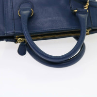 Burberry Handtasche aus Leder in Blau