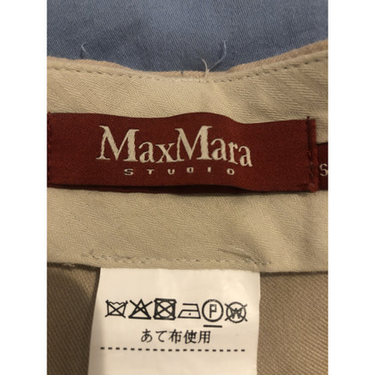 Max Mara Studio Hose aus Wolle in Beige
