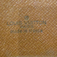 Louis Vuitton Saint Cloud aus Canvas in Braun