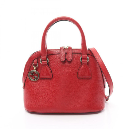Gucci Handtasche aus Leder in Rot