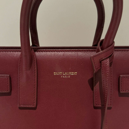 Saint Laurent Handbag Leather in Bordeaux