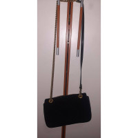 Gucci GG Marmont Flap Bag Normal in Pelle scamosciata in Nero