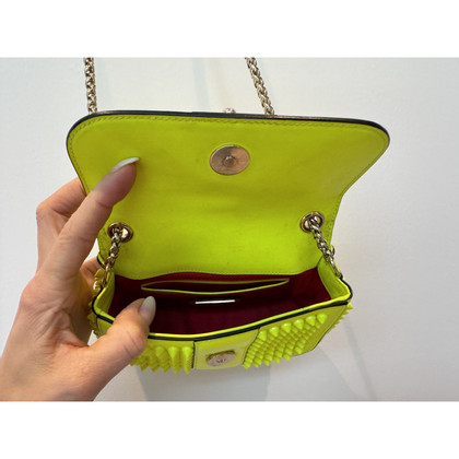 Christian Louboutin Shoulder bag Patent leather in Yellow