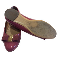 Salvatore Ferragamo Slippers/Ballerina's Lakleer in Fuchsia