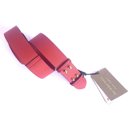 Burberry Accessoire aus Leder in Rot
