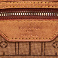Louis Vuitton Neverfull MM32 aus Canvas in Braun