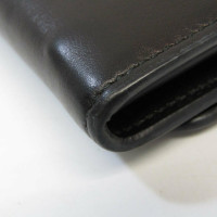 Prada Täschchen/Portemonnaie aus Leder in Schwarz