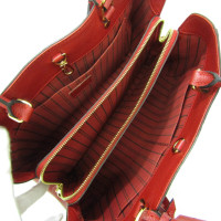 Louis Vuitton Montaigne Leather in Red