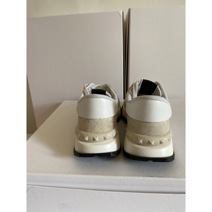 Valentino Garavani Sneakers in Weiß