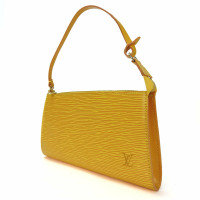 Louis Vuitton Clutch aus Leder in Gelb