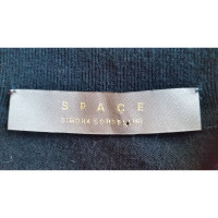 White/Space Knitwear Viscose in Black
