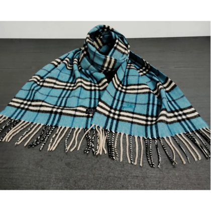 Burberry Scarf/Shawl Wool in Turquoise