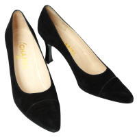 Chanel pumps suede